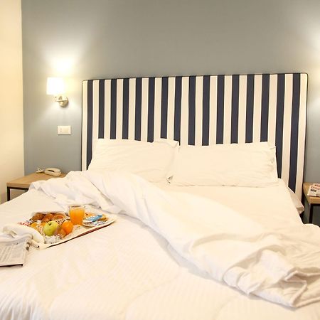 Hotel Majorca Sul Mare In Centro A Ριτσιόνε Εξωτερικό φωτογραφία