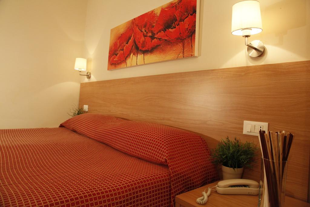 Hotel Majorca Sul Mare In Centro A Ριτσιόνε Δωμάτιο φωτογραφία